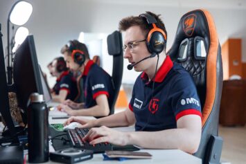 Как тренируются киберспортсмены
