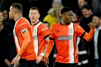 «Ливерпуль» — «Лутон»: ставка на тотал за кэф 1.76, которая сыграла в 7 из 8 предыдущих гостевых матчей «шляпников» в АПЛ