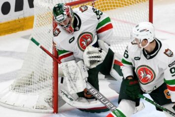 «Ак Барс» — «Локомотив»: лучшая оборона Востока «засушит» поединок. Ставка за кэф 2.6