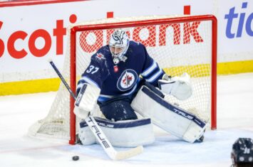 Ставка на самый результативный период в матче «Блю Джекетс» — «Джетс» за 3.35, основанная на трендах