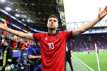 Албании грозят санкции УЕФА за инциденты на матче Евро