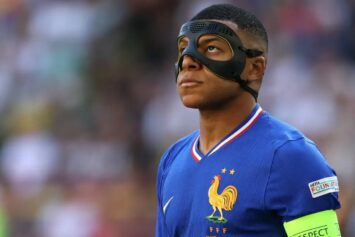 Килиан Мбаппе недоволен своей защитной маской