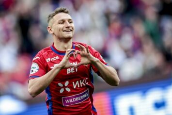 Инсайдер: ЦСКА продал Чалова в ПАОК за 3 млн евро