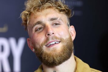 Джейк Пол нокаутировал Майка Перри в шестом раунде