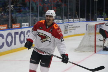 Экс-игрок «Ойлерз», «Блюз» и «Эвеланш» Якупов подписал контракт с «Куньлунь Ред Стар»