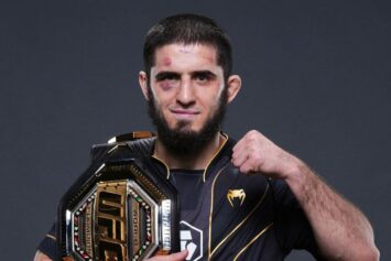 Джо Роган заявил, что Ислам Махачев является совершенным бойцом