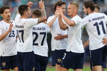 УЕФА рассмотрит возвращение российских команд на международную арену