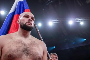 Кузьмин прокомментировал предстоящий бой Бетербиев — Бивол