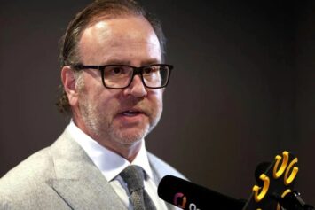 Глава PFL в очередной раз сравнил свой промоушен с UFC