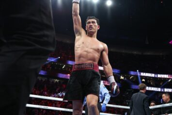 Бивол порассуждал о возможном поведении Бетербиева