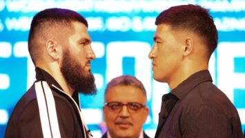 В России официально покажут бой Бетербиев — Бивол