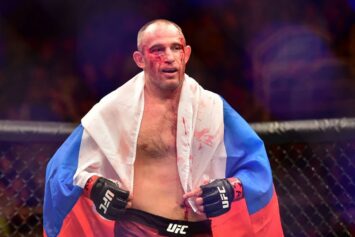 Олейник поделился ощущениями от предстоящего поединка Бетербиев — Бивол