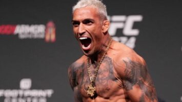 Чарльз Оливейра прокомментировал свое уникальное достижение в UFC