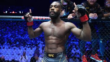 Алджамейн Стерлинг задумался о своем будущем в UFC после поражения Мовсару Евлоеву