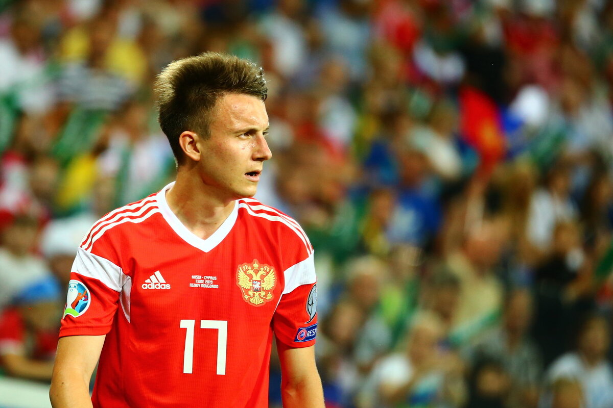 Александр Головин