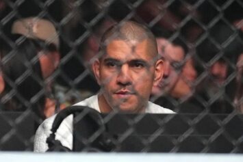 Алекс Перейра высказался в адрес Магомеда Анкалаева по поводу титульного поединка