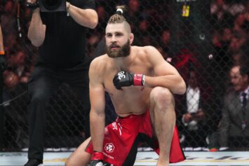 Иржи Прохазка порассуждал, для чего Джамаал Хилл использует трэш-ток