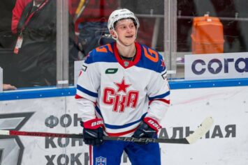 Волков выразил уверенность в продлении контракта с Глотовым