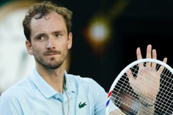 Медведев отметил высокий уровень игры Самрея во втором и третьем сетах