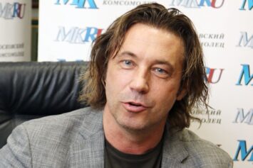 Александр Мостовой рассказал, как нужно относиться к товарищеским матчам