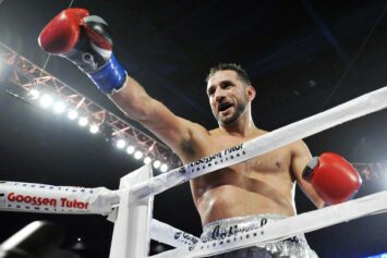 Экс-чемпион мира Мора дал прогноз на исход боя-реванша Бетербиев — Бивол