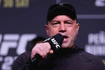 Джо Роган поделился идеей для следующих титульных поединков в UFC