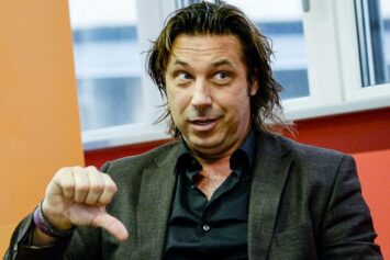 Мостовой: «Не буду поддерживать ни «Зенит», ни «Спартак» в финале»