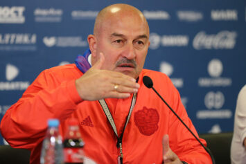 Черчесов выделил фаворита матча «Зенит» — ЦСКА и рассказал, за кого болеет персонально