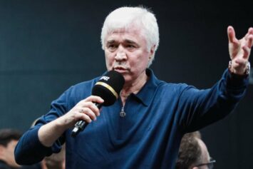 Ловчев считает, что «Крыльям Советов» не стоит увольнять Осинькина