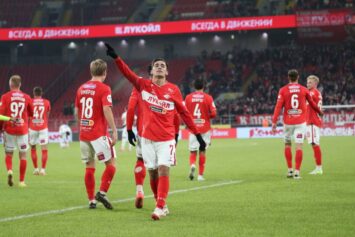 Солари считает Россию и Аргентину похожими странами, выделив лишь одно важное отличие