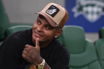 Червяков — о влиянии спортивного директора: «Ари помог «Торпедо» сплотиться»