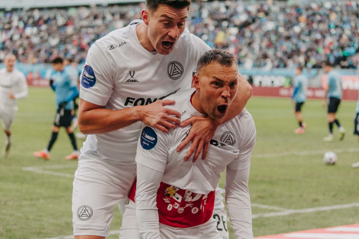 Артем Дзюба