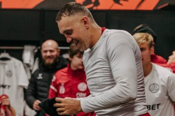 Карпин рассказал, почему решил вызвать Дзюбу в сборную