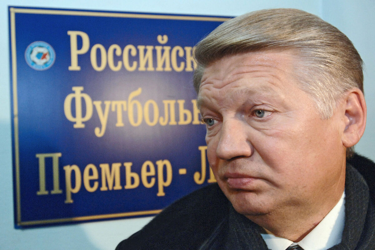 Юрий Заварзин