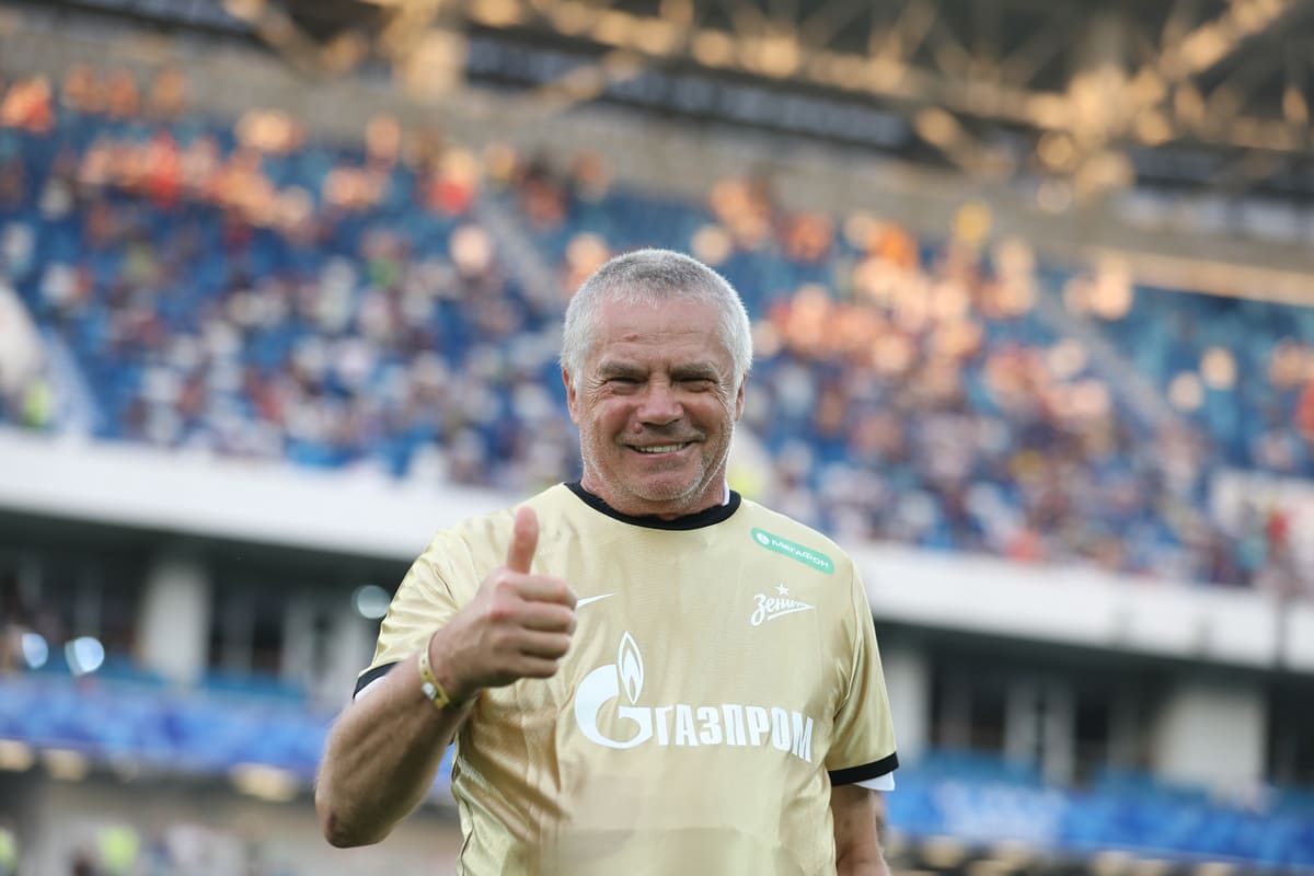 Александр Медведев