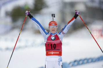 42-летняя экс-биатлонистка Мякяряйнен с большим преимуществом выиграла спринт на чемпионате Финляндии