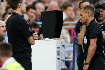 На матче РПЛ планируется впервые в мире вывести повтор VAR на табло стадиона — Sport Baza