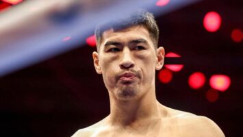 Бивол освободил титул WBC, чтобы продолжить трилогию с Бетербиевым