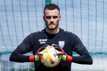 Основной вратарь «Пари НН» дисквалифицирован на два матча и оштрафован за оскорбление арбитра