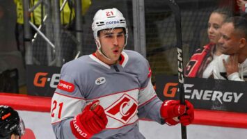 Легионер «Спартака» установил два исторических достижения в матче против «Салавата Юлаева»