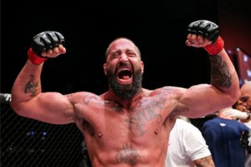 Бывший боец UFC Алекс Николсон ударил фаната после досрочного поражения