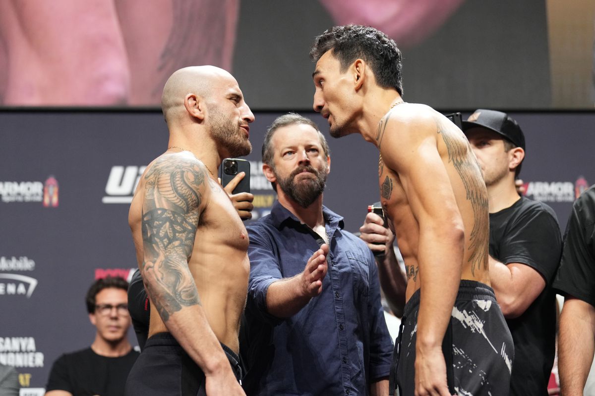 Волкановски и Холлоуэй