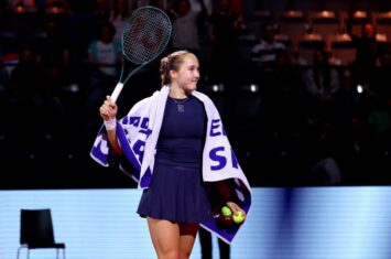 Андреева неожиданно уступила соотечественнице в 1/8 финала турнира в Штутгарте