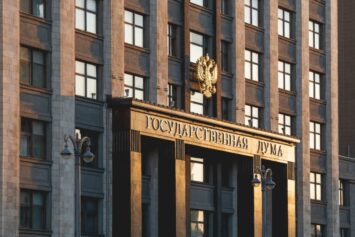 Госдума в скором времени может вернуть продажи пива на стадионах