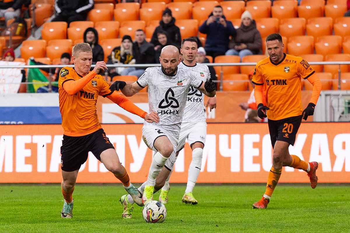 Урал — Нефтехимик