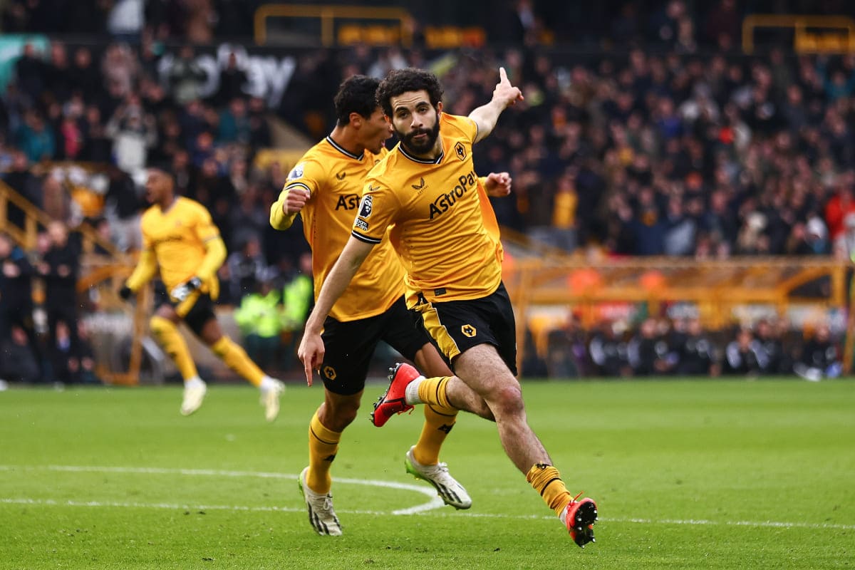 «Манчестер Сити» усилился алжирским защитником Аит-Нури — Романо