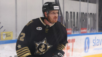 «Салават Юлаев» подписал контракт с канадским нападающим Джеком Родуолдом