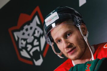 Егор Коршков подписал контракт с «Трактором» до 2027 года