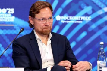 Сычев: «Карпина пригласили в «Динамо» ради борьбы за титул»