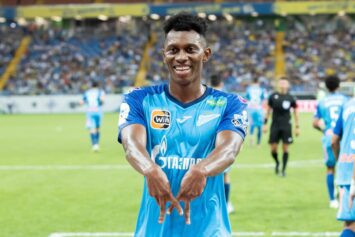 «Севилья» проявляет интерес к нападающему «Зенита» Кассьерре